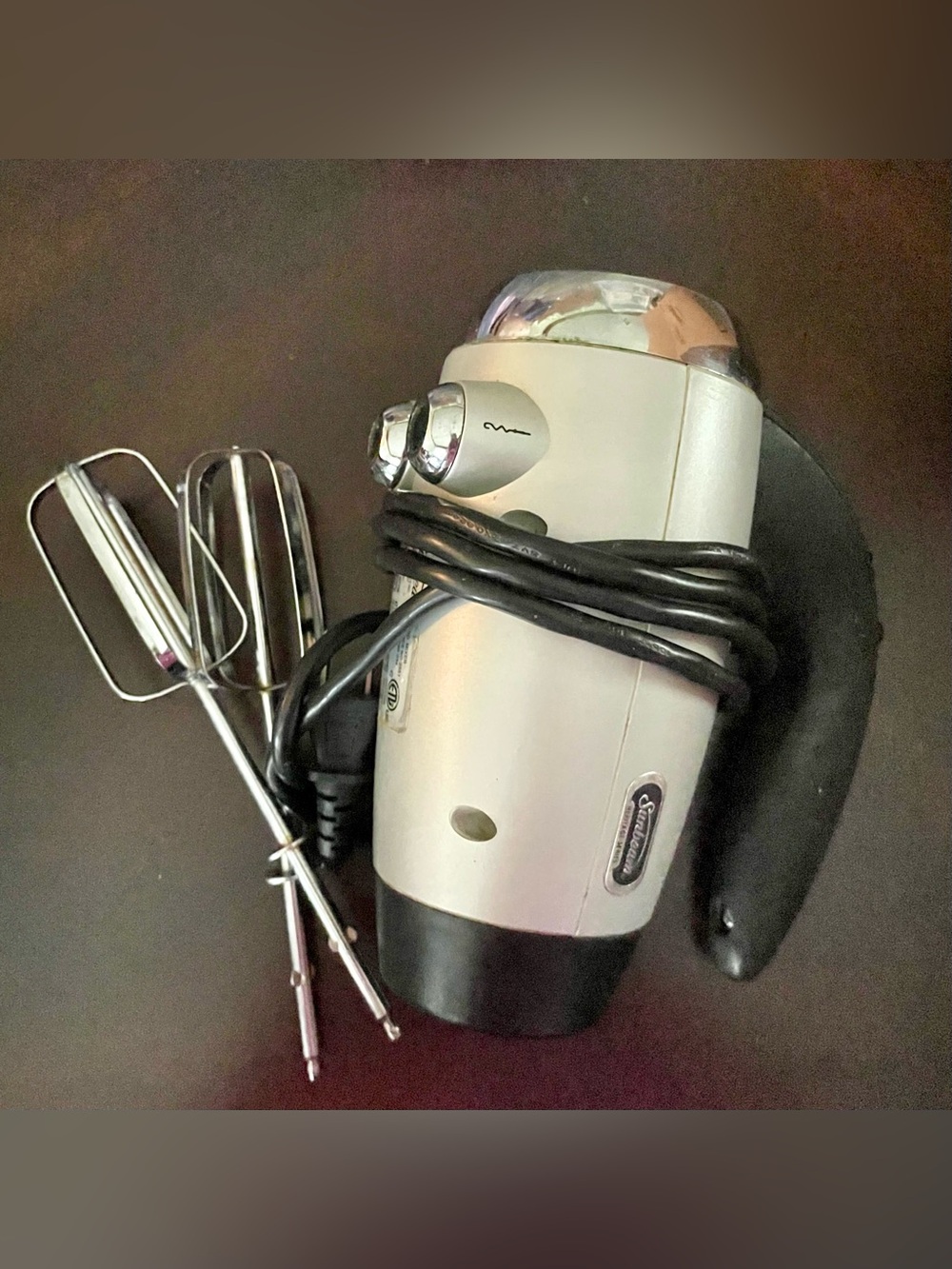 Sunbeam Heritage Series Hand Mixer 2551 with Chrome Beaters - Works Fine